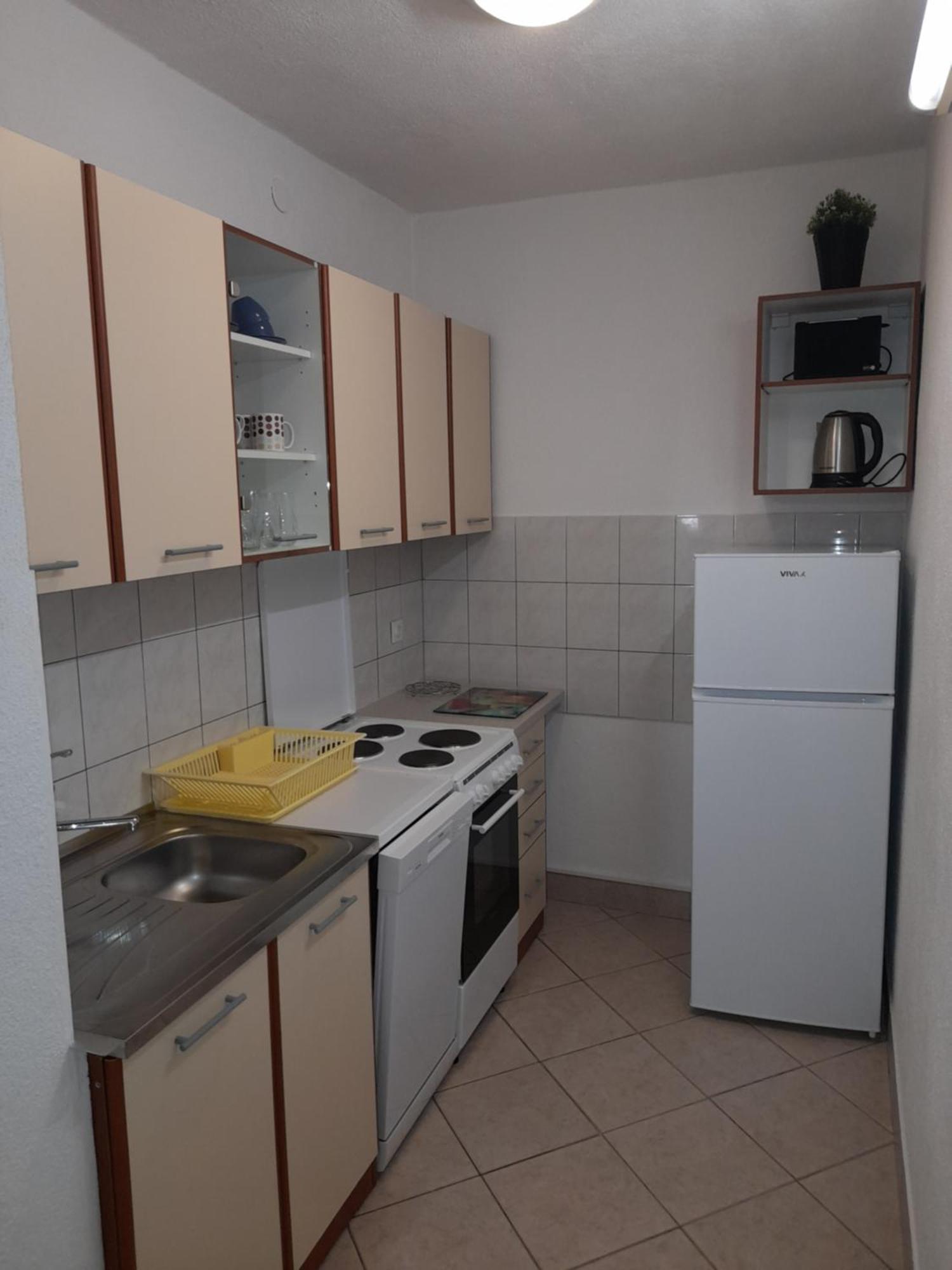 Apartments Nives Supetar Luaran gambar